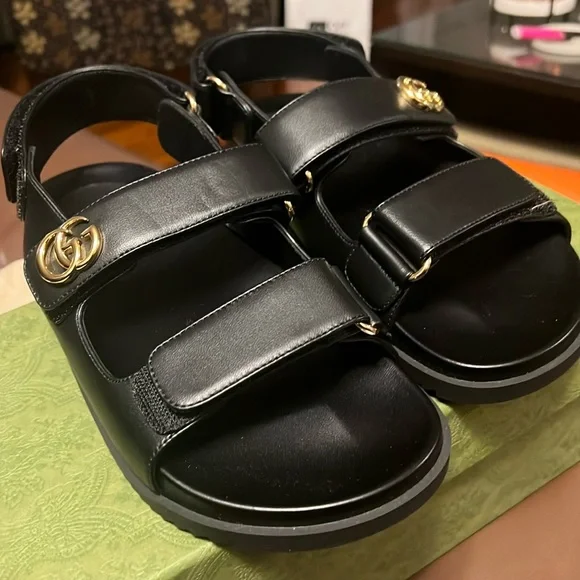 Gucci double G sandals - Picture 1 of 3